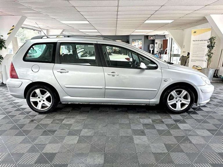2003 Peugeot 307 1.6 SE 16v 5 seats 5dr [AC] ESTATE PETROL Manual