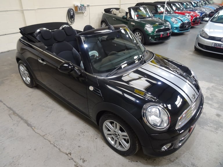 Mini Convertible 1.6 Cooper 2dr Automatic **LOW MILEAGE*ONLY 26000 MILES**
