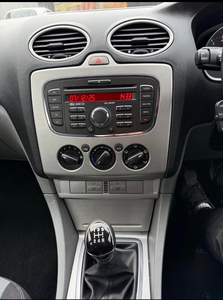 Ford, FOCUS, Hatchback, 2009, Manual, 1596 (cc), 5 doors