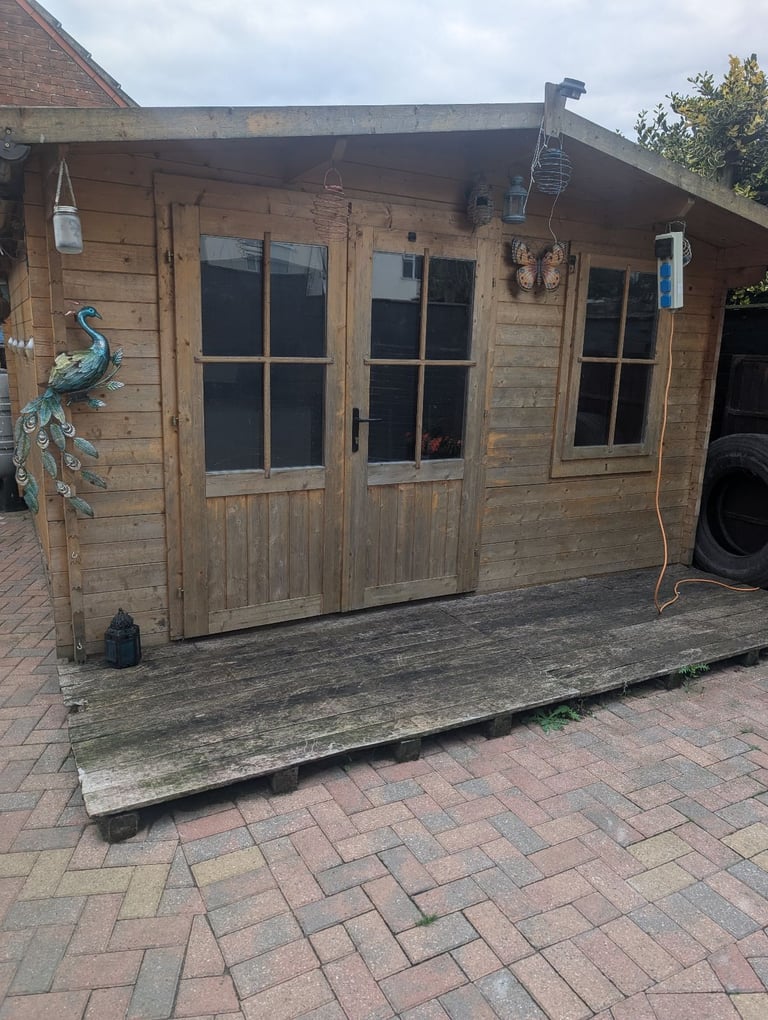 12ft by 12ft log cabin for sale