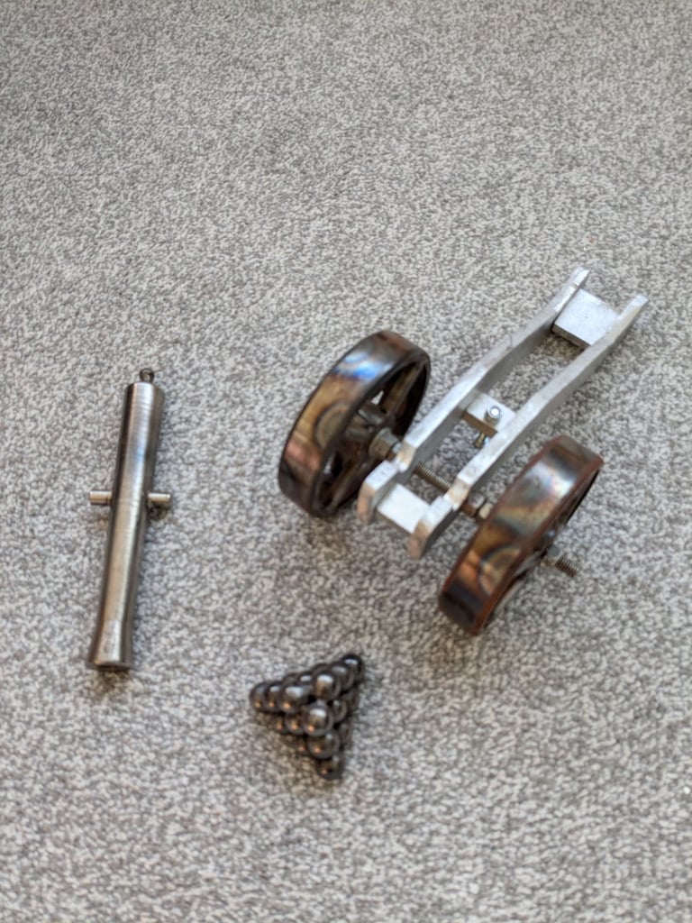 image for Metal display canon with display canon balls