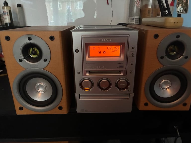 Sony CMT-M100MD stereo system