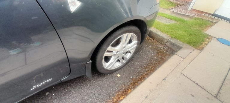 Mitsubishi, COLT, Hatchback, 2011, Manual, 1332 (cc), 5 doors