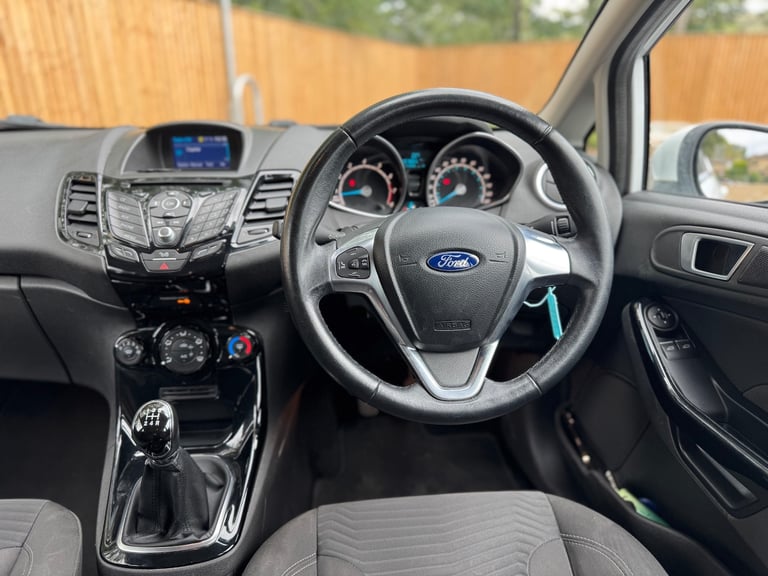 2016 Ford Fiesta 1.25 82 Zetec 5dr HATCHBACK Petrol Manual