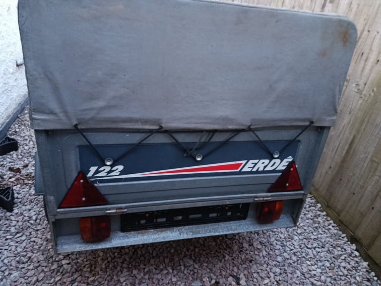 Erde 122 Trailer with Double Height Extension and Custom Cover 
