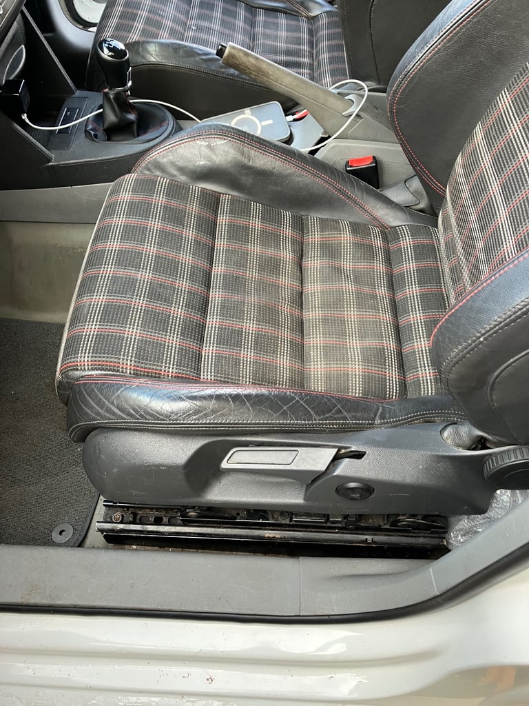 image for Volkswagen gti 2 front seats leather