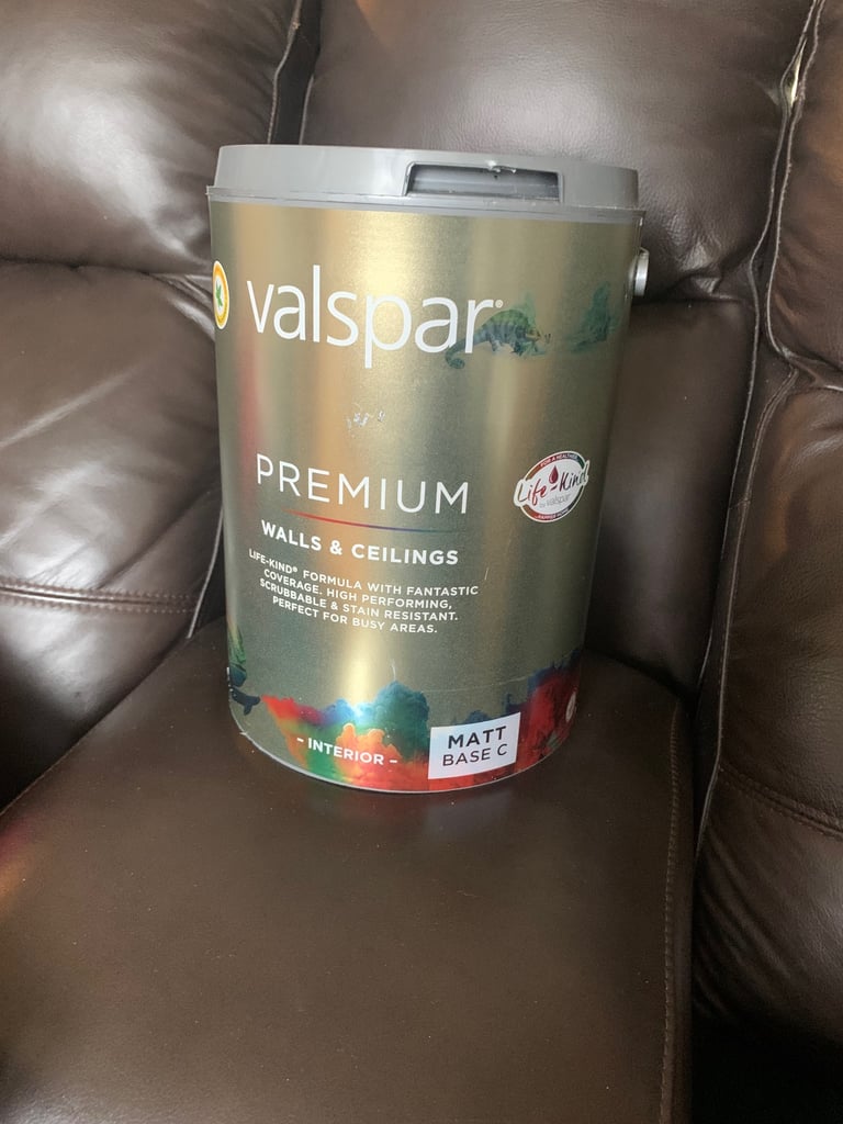 Valspar interior Matt paint 