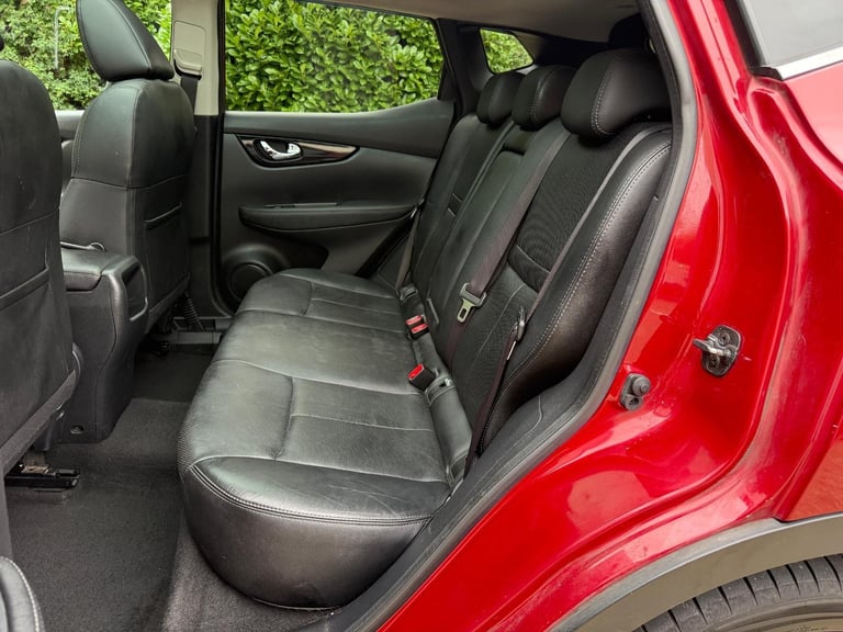 Nissan Qashqai 1.6 dCi Tekna 2WD Euro 6 5dr DIESEL MANUAL 2015/65