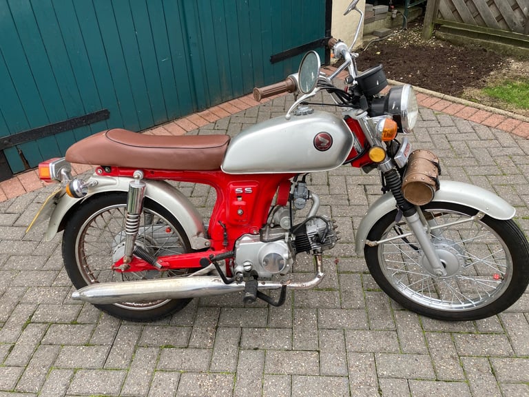 image for Other Motorbikes, 2016, 48 (cc)