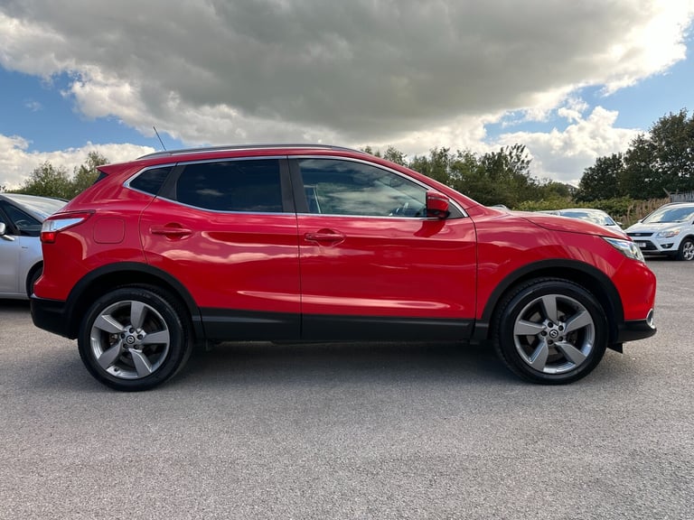 2016 Nissan Qashqai 1.5 dCi N-Tec+ 5dr HATCHBACK Diesel Manual