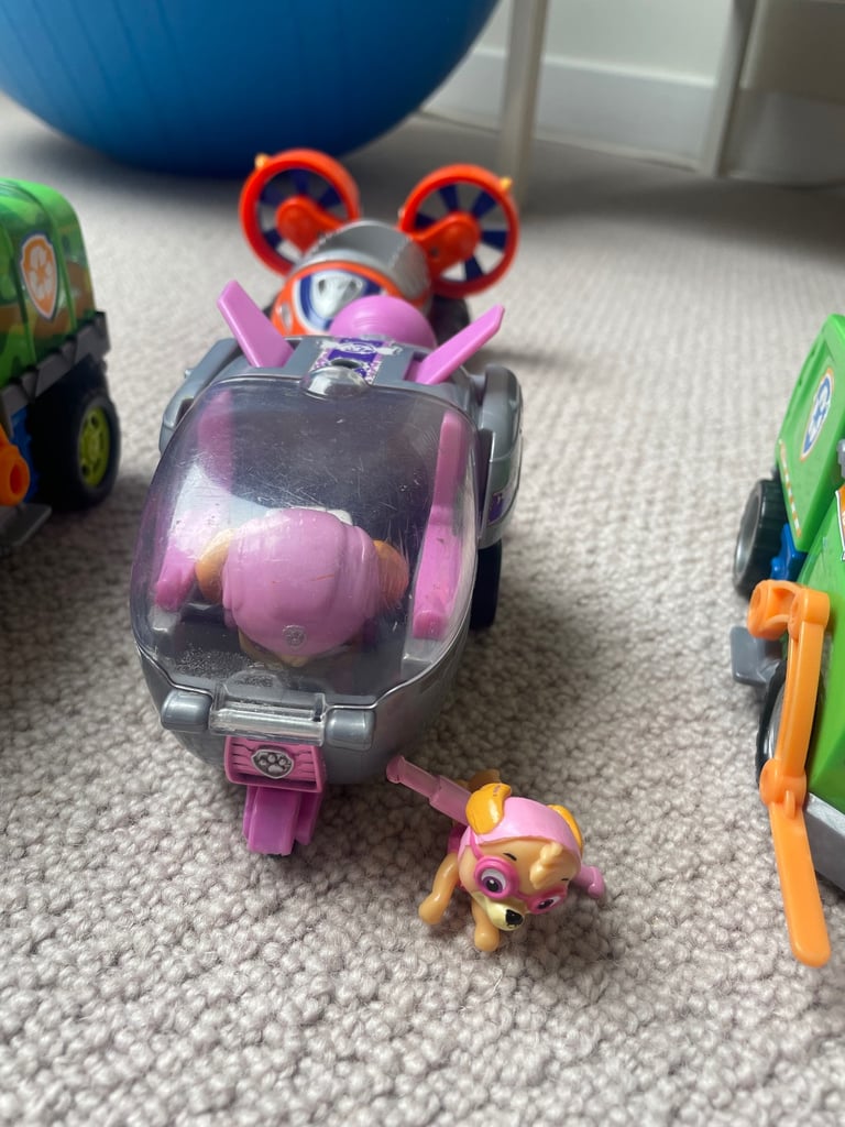 image for Paw Patrol Lookout Tower with Pups