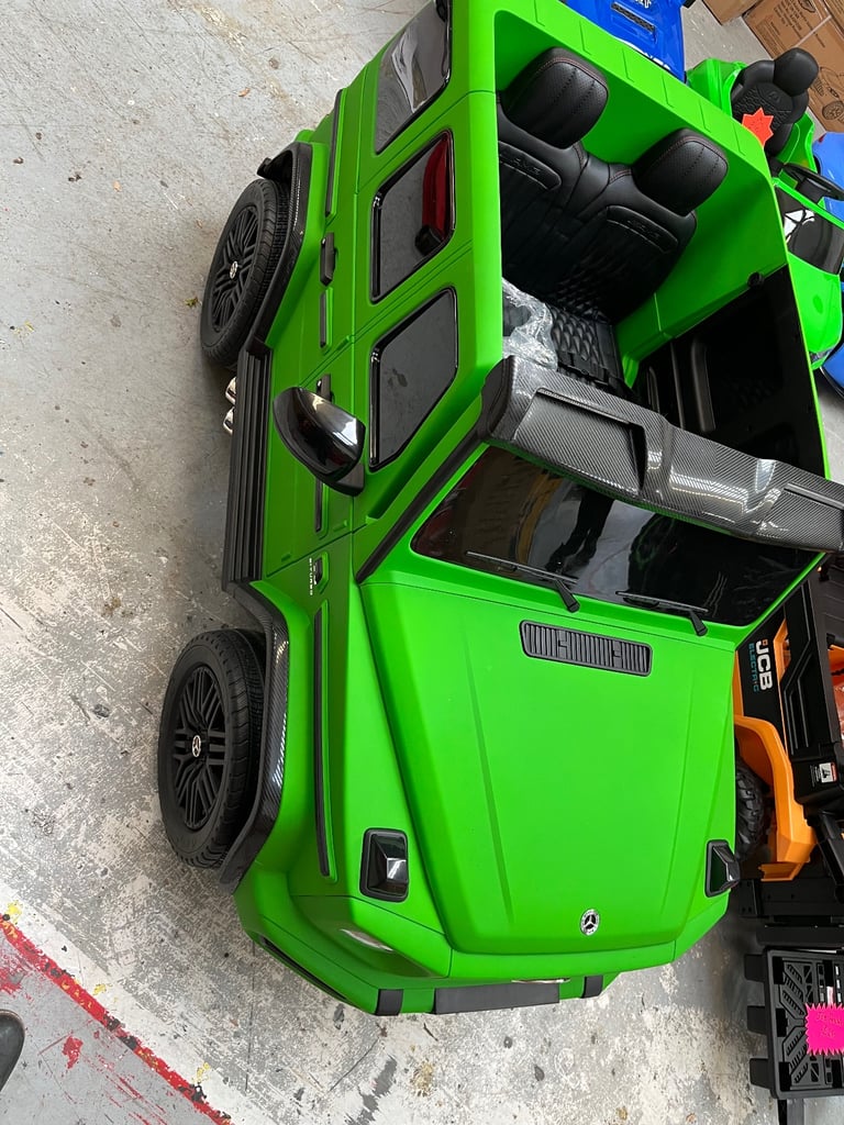 KIDS RIDE ON ELCTRIC CARS 