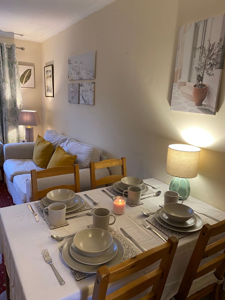 2 Bedroom Flat For Rent Immediately In Morningside