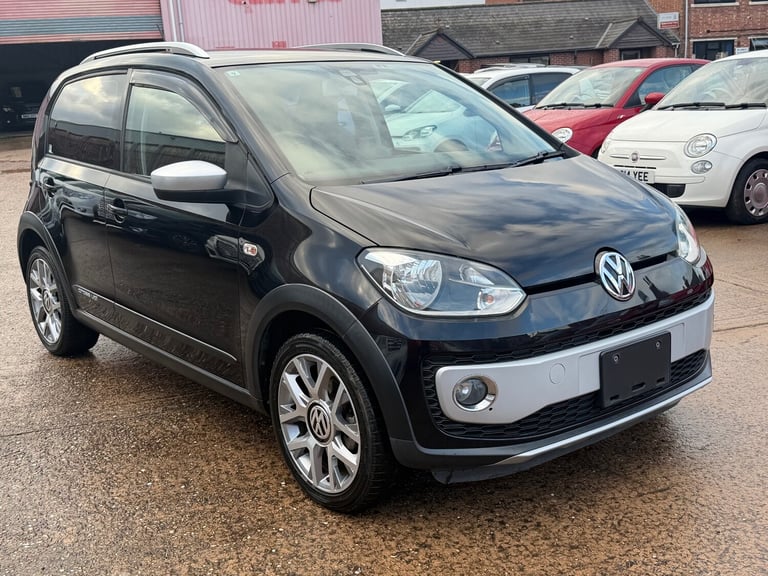 2015 Volkswagen CROSS UP! 1.0  hatchback  Petrol Automatic