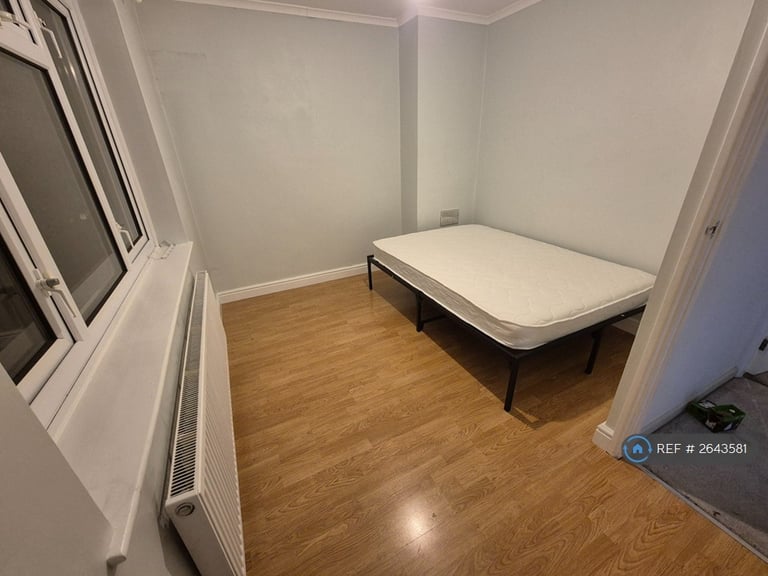 2 bedroom house in Grafton Road, Dagenham, RM8 (2 bed) (#2643581)