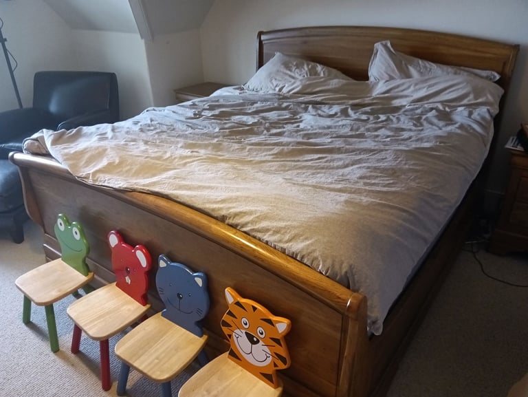 Bedroom furniture solid oak french style sleigh bed