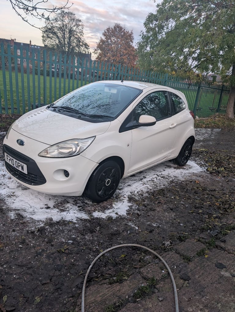 Ford, KA, Hatchback, 2010, Manual, 1242 (cc), 3 doors