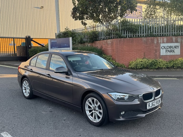 image for 2012 BMW 3 Series 318d SE 4dr SALOON Diesel Manual