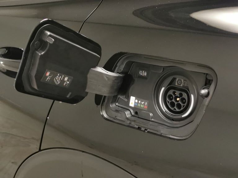 2022 Peugeot 3008 1.6 Hybrid 225 Allure 5dr e-EAT8 HATCHBACK PETROL/ELECTRIC Automatic