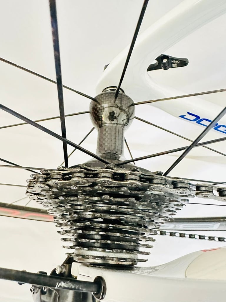 PINARELLO DOGMA F8 size/S Campagnolo Super Record Groupset alone cost Road Bike