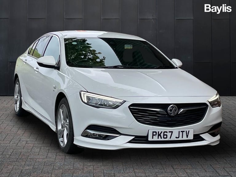 2017 Vauxhall Insignia Insignia 1.5 SRI Nav 5dr Hatchback Petrol Manual