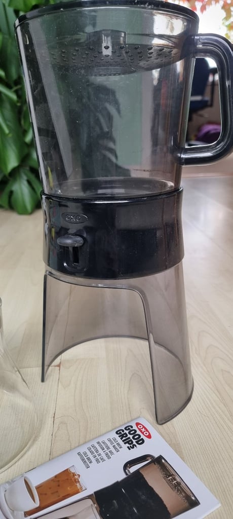 Cold brew  coffee maker