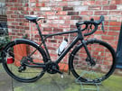 GT Carbon hybrid bike, reduced, not desperate 2 sell its just unused. 