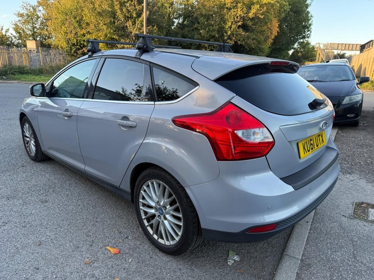2011 Ford Focus 1.6 125 Zetec 5dr HATCHBACK PETROL Manual