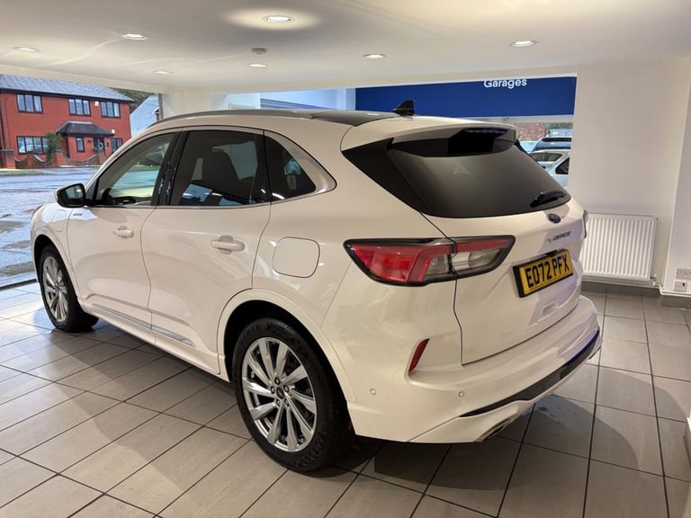 2022 Ford Kuga 2.5 Duratec 14.4kWh Vignale SUV 5dr Petrol Plug-in Hybrid CVT Euro 6 (s/s)  HATCHB...