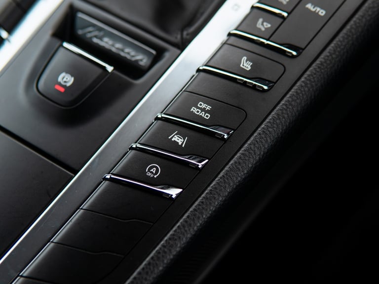 2017 Porsche Macan 3.0 TD V6 S SUV 5dr Diesel PDK 4WD Euro 6 (s/s) (258 ps)