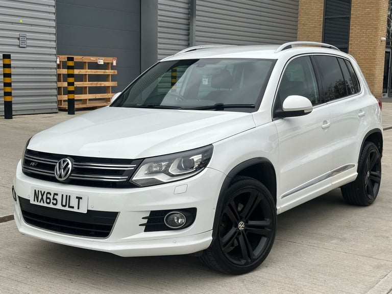 2015 Volkswagen Tiguan 2.0 TDi BlueMotion Tech R-Line 5dr 150 DSG [NAV] ESTATE Diesel Automatic