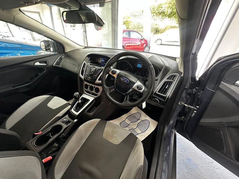 FORD FOCUS 1.6 TDCi Zetec 2013