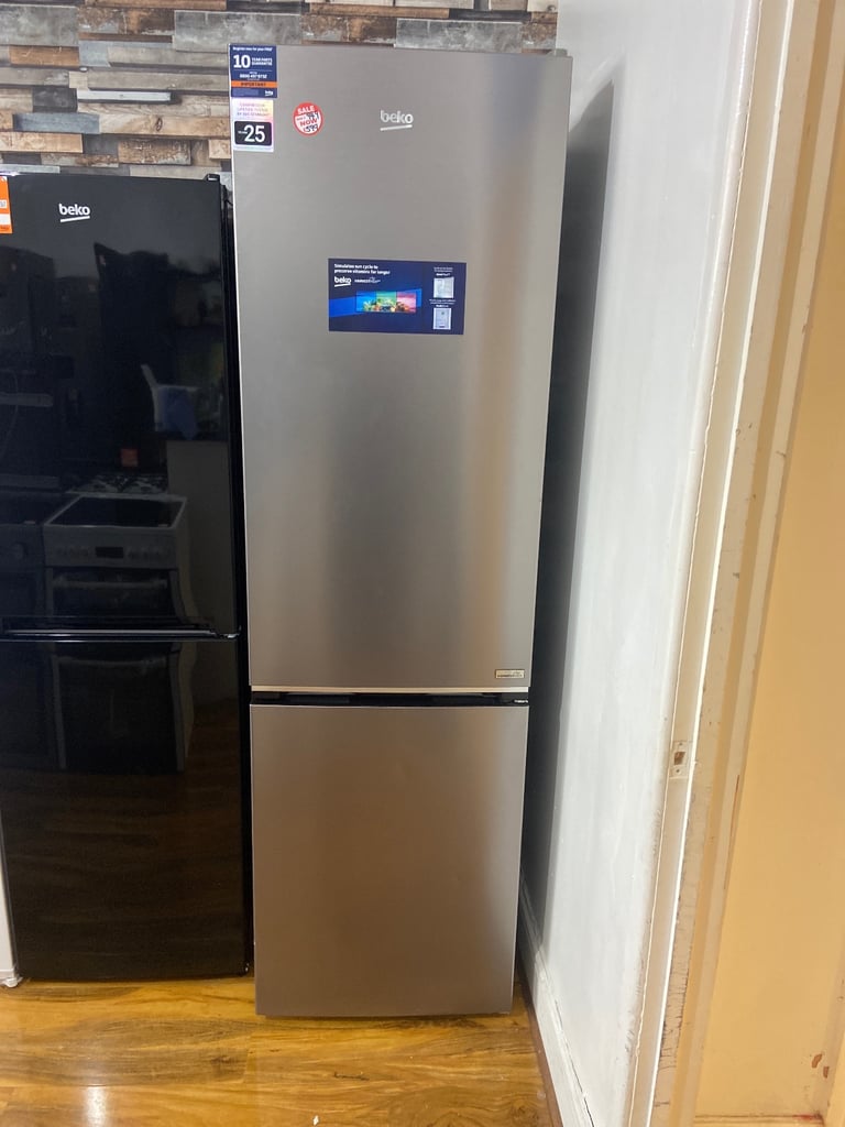 NEW RRP £999!! Beko Pro Ex Display Fridge Freezer - Stainless 