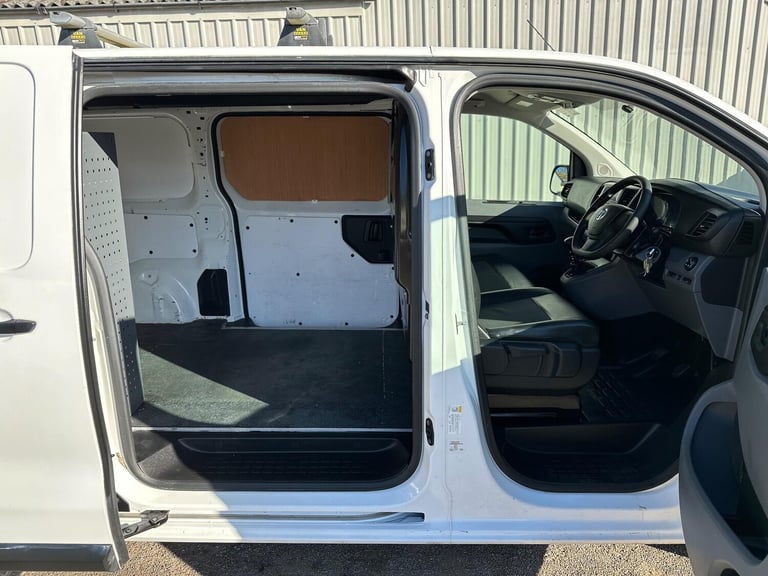 2021 Vauxhall Vivaro 2900 1.5d 100PS Edition H1 Van PANEL VAN DIESEL Manual