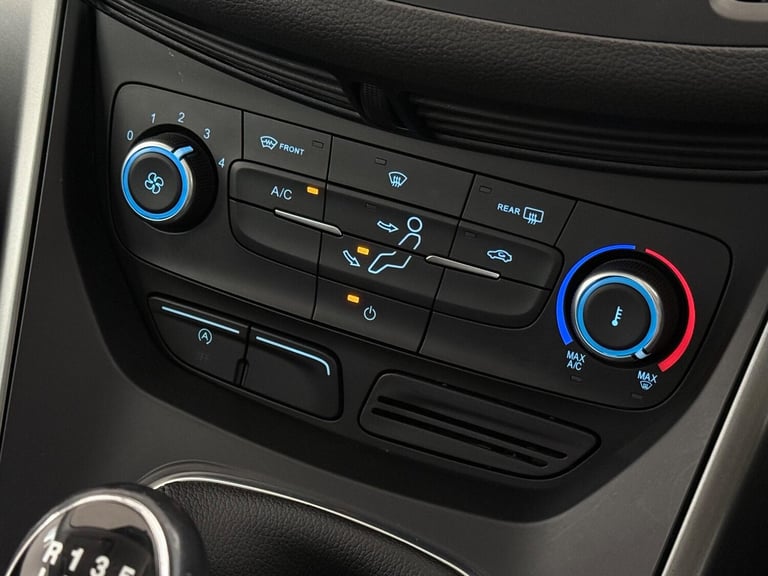 2018 Ford Kuga 2.0 TDCi EcoBlue Zetec AWD Euro 6 (s/s) 5dr HATCHBACK Diesel Manual