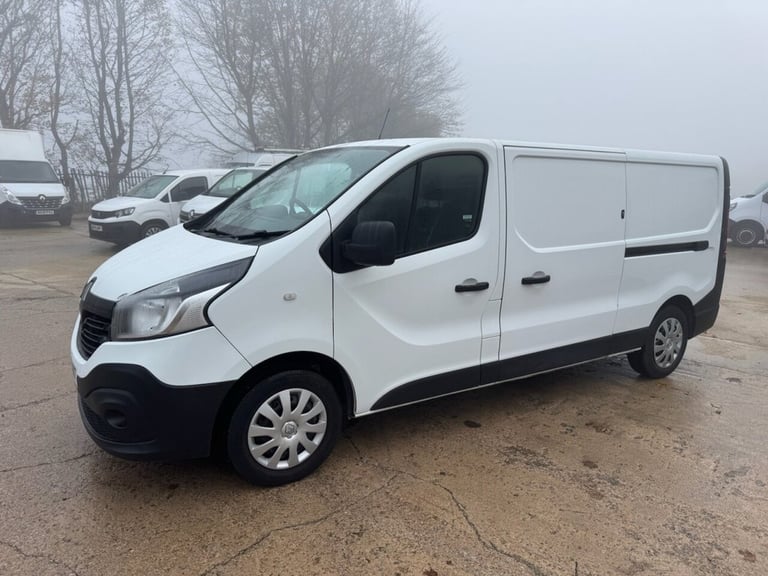 2019 Renault Trafic 1.6 dCi 29 Business Panel Van 5dr Diesel Manual LWB Standard Roof Euro 6 (1 P...