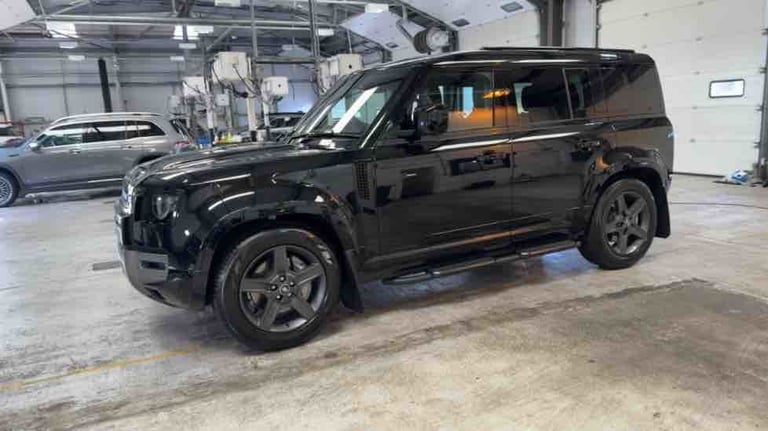 2025 Land Rover Defender 110 3.0 D350 MHEV X-Dynamic SE SUV 5dr Diesel Auto 4WD Euro 6 (s/s) (350...