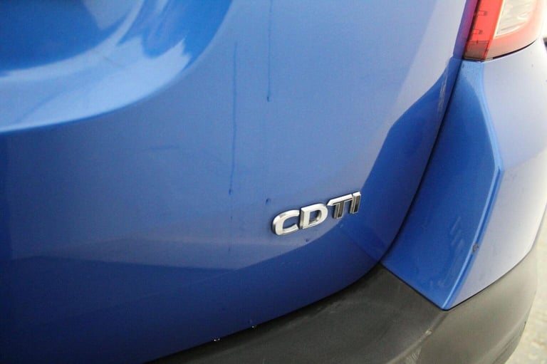 VAUXHALL MOKKA 1.6 CDTi Exclusiv 2WD Euro 6 (s/s) 5dr 2015