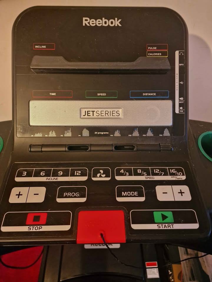 Reebok Jet 200 treadmill. Great condition