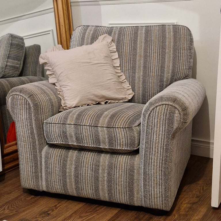 Parker knoll sofa 3+1+1