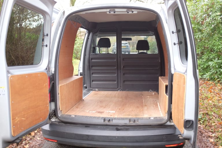 Volkswagen, CADDY, Panel Van, 2015, Manual, 1598 (cc)