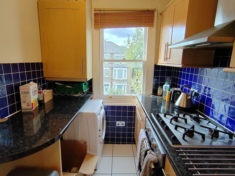 Second floor 2 bedroom flat to rent in highly desirable area of West Hampstead, NW2