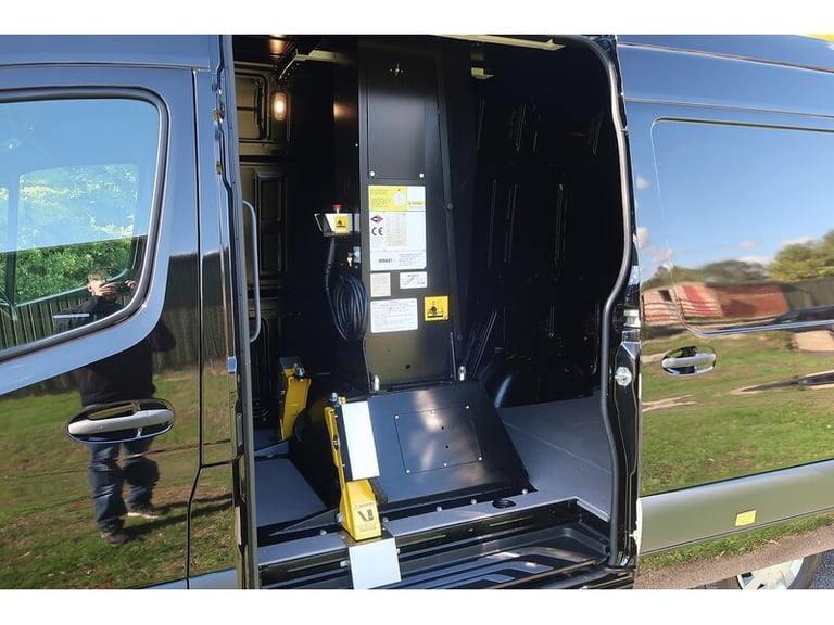 2023 Mercedes-Benz Sprinter 2.0 315 CDI Premium Cherry Picker 5dr Diesel Manual RWD L2 H2 Euro 6 ...