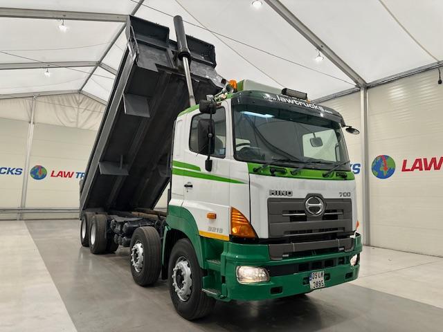 Hino 3241 700 8x4 Sleeper Cab Steel Tipper