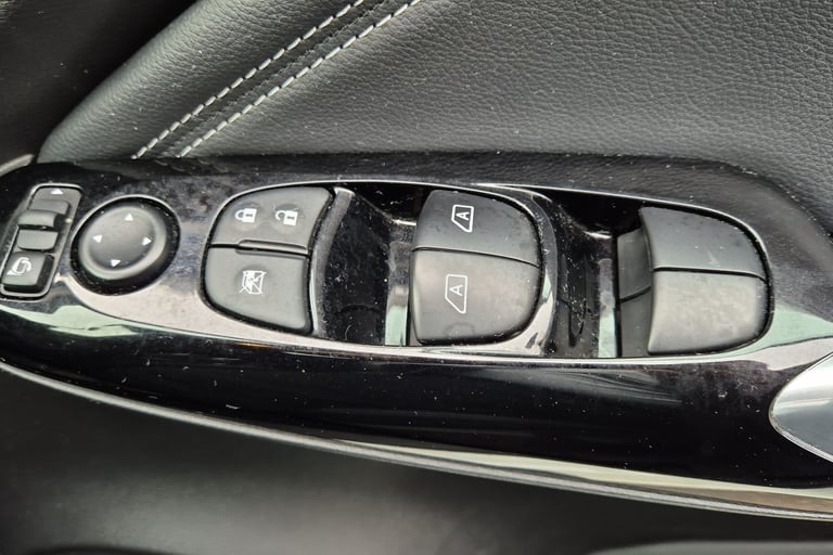 2024 Nissan Juke 1.0 DiG-T Tekna 5dr Hatchback Petrol Manual