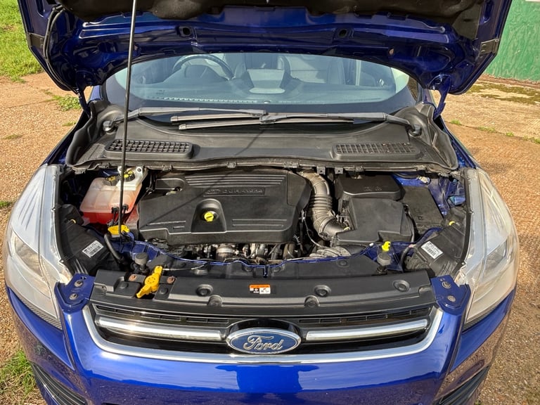 Ford, KUGA, Hatchback, 2016, Manual, 1997 (cc), 5 doors