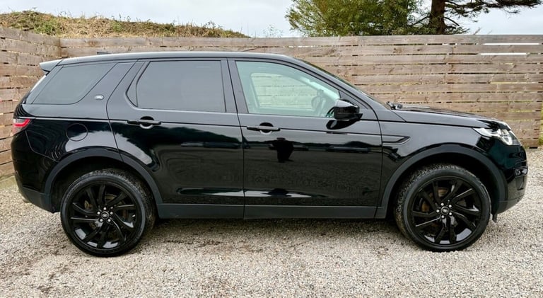 2018 18 LAND ROVER DISCOVERY SPORT 2.0 TD4 HSE BLACK SUV 5DR DIESEL AUTO 4WD EUR
