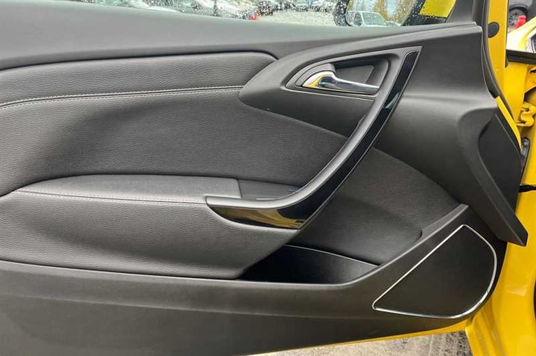 2015 Vauxhall Astra GTC 2.0 CDTi SRi Coupe 3dr Diesel Manual Euro 5 (s/s) (165 ps) Coupe Diesel M...