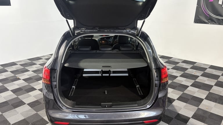 KIA CEED 1.6 CRDi EcoDynamics 4 Tech 2013