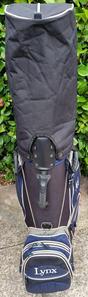 TAYLOR MADE, CALLAWAY, TITLEIST - NEW LYNX trolley bag, NEW CALLAWAY shoes & NEW SRIXON balls
